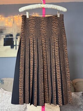 Apparalel Pleated Midi Skirt Brown Black Animal Print High Waist Size M 🤍
